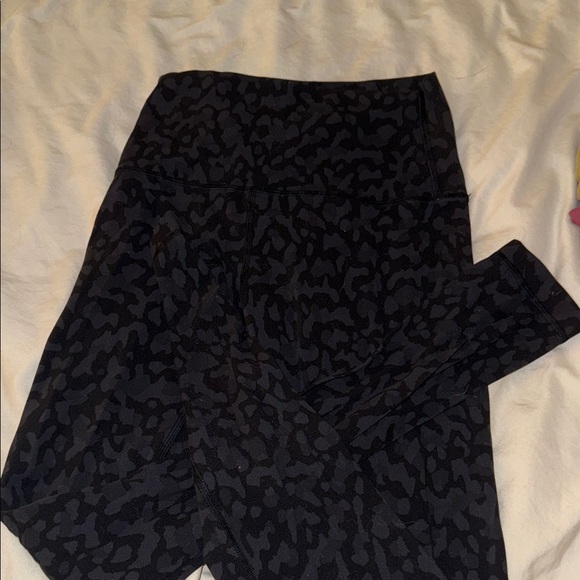 Lululemon Athletica Dark Patterned Leggings - Picture 1 of 1